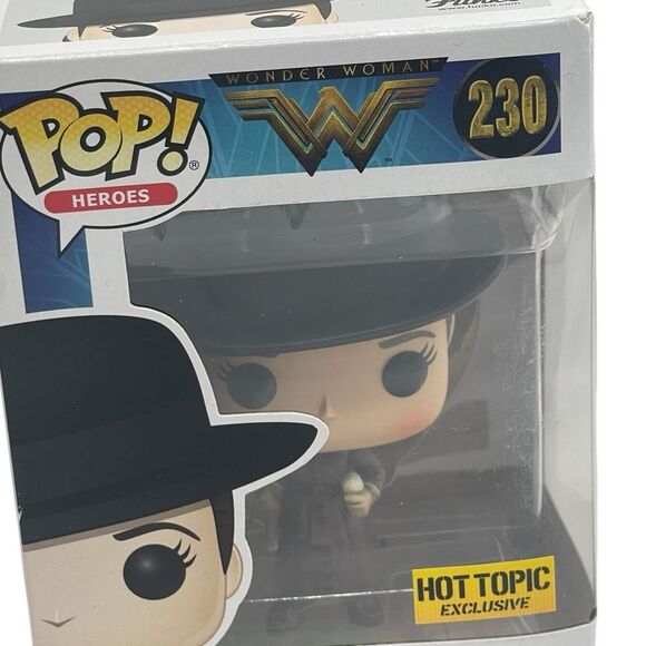 Funko Pop! Heroes Diana Prince Vinyl Figure  Hot Topic Exclusive New - Picture 3 of 10